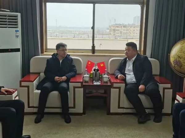 市港口物流办党组副书记、副主任王磊到集团督导安全工作并参与园区消防应急演练活动